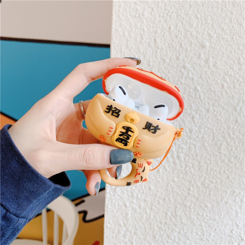 Lucky Cat AirPods Pro Case - Subtle Asian Treats
